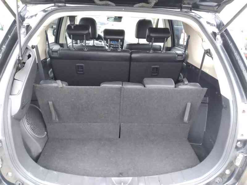 MITSUBISHI OUTLANDER 2.2 DI-D 4x4 AT IN STYLE 1.MAJITEL,ČR - foto 16