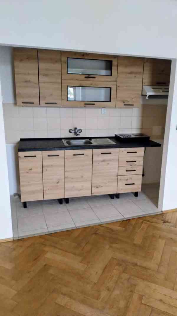 Rakovník - byt 2+kk - foto 2