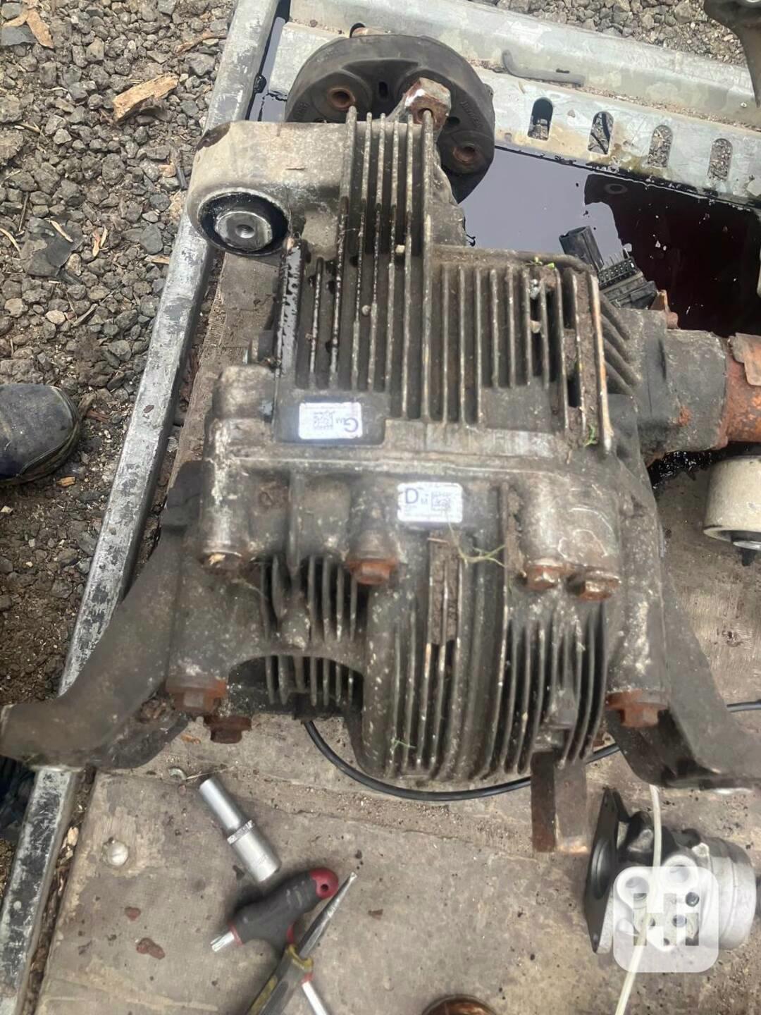 MERCEDES GL 164 4460310036 ZADNI DIFERENCIAL - foto 1