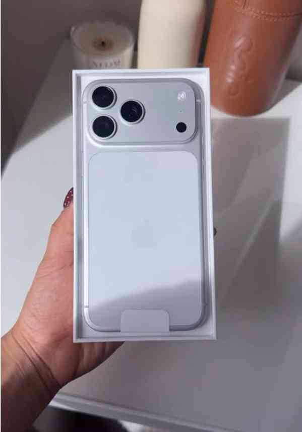 Apple iPhone 17 PRO MAX 1TB  - foto 2
