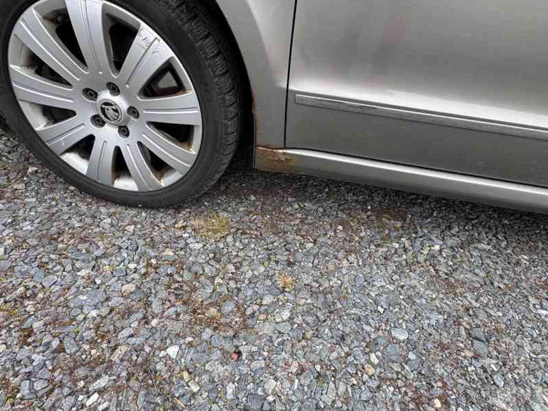 Škoda Superb 3,6   FSI, L&K - foto 10