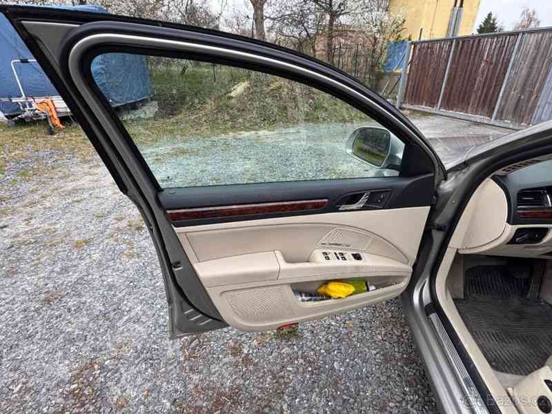 Škoda Superb 3,6   FSI, L&K - foto 11