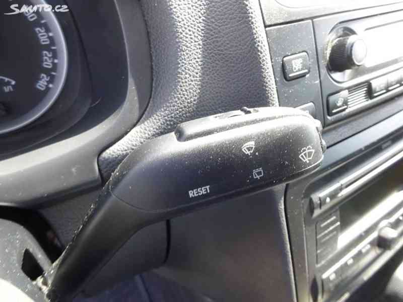 Škoda Roomster 1.4i 16v r.v.2009 (63 kw) KLIMATRONIC - foto 12