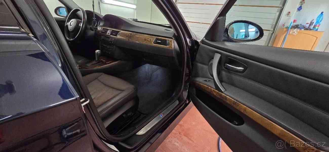BMW Řada 3 3,0 e90 330xi - foto 13