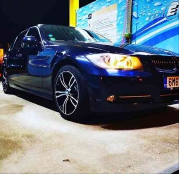 BMW Řada 3 3,0 e90 330xi - foto 2