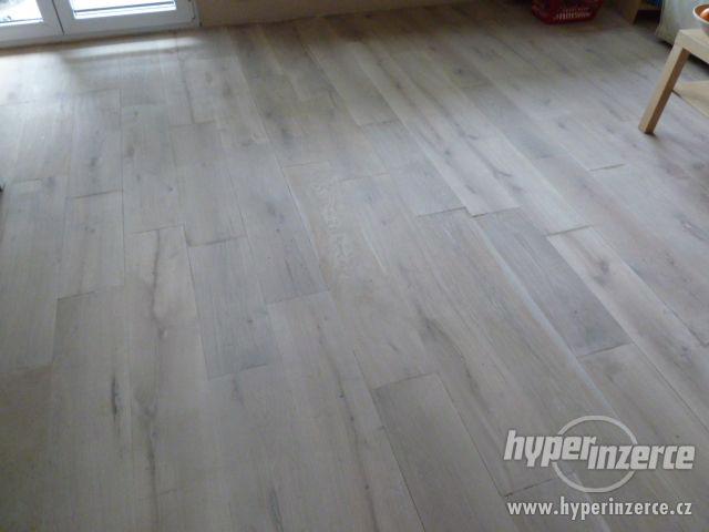 Prodám masivní dubovou podlahu - foto 3