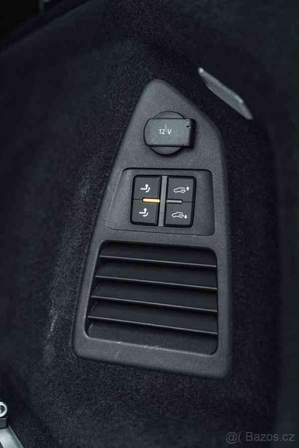 Volkswagen Touareg 3,0   TDi R Line BLACK STYLE MAX VÝB - foto 16
