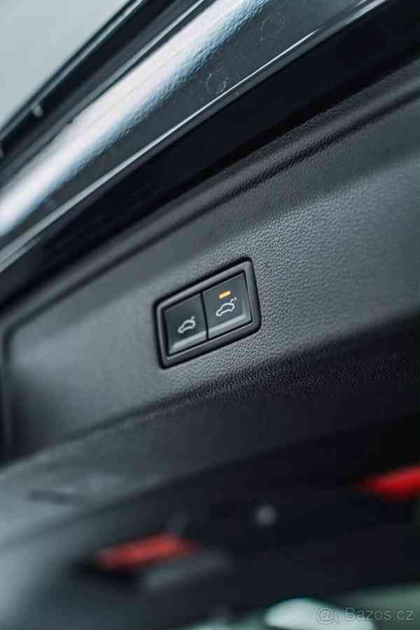 Volkswagen Touareg 3,0   TDi R Line BLACK STYLE MAX VÝB - foto 15