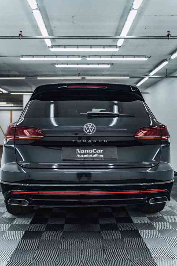 Volkswagen Touareg 3,0   TDi R Line BLACK STYLE MAX VÝB - foto 6