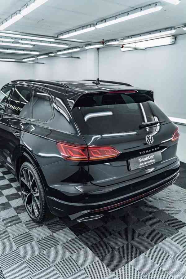 Volkswagen Touareg 3,0   TDi R Line BLACK STYLE MAX VÝB - foto 4