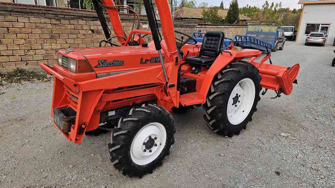 Kubota L1-245D - foto 6