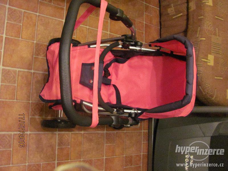 Dětský kočárek s panenkou - foto 7