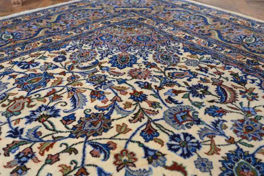 Velký perský koberec Nain 412 x 300 cm - foto 3
