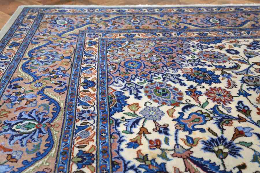 Velký perský koberec Nain 412 x 300 cm - foto 7