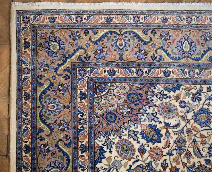 Velký perský koberec Nain 412 x 300 cm - foto 6