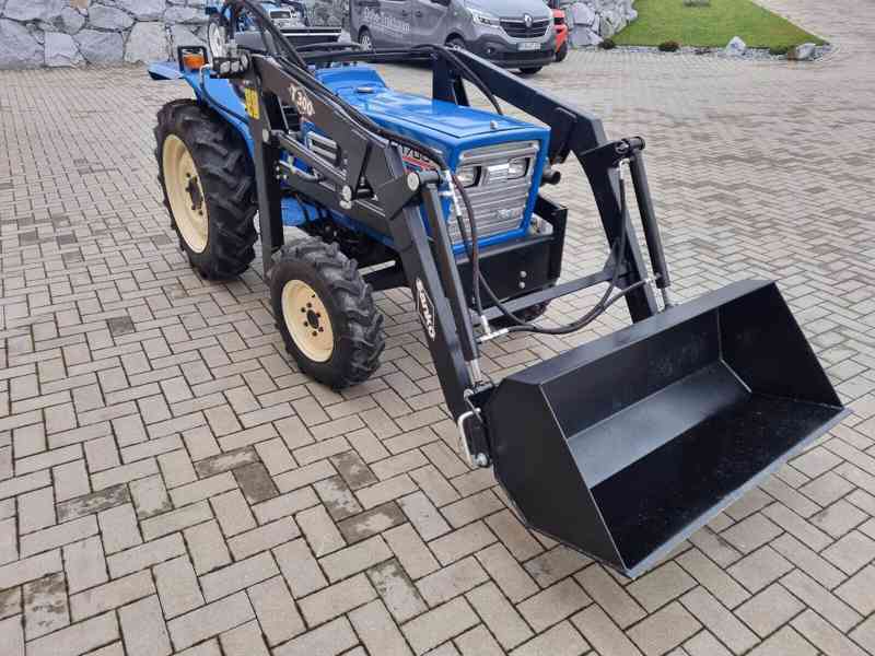 Malotraktor Iseki TU 1700 s čelním nakladačem - foto 2