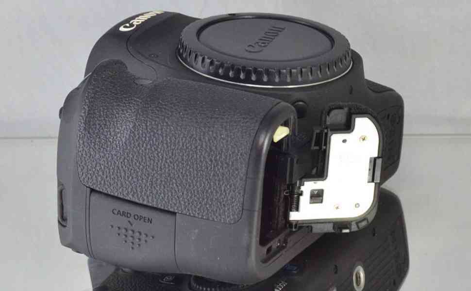 Canon EOS 6D FF DSLR* Full HDV*WIFI/GPS 18600 Exp. - foto 5