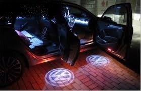 nove led osvětlení dveří se znakem volkswagen