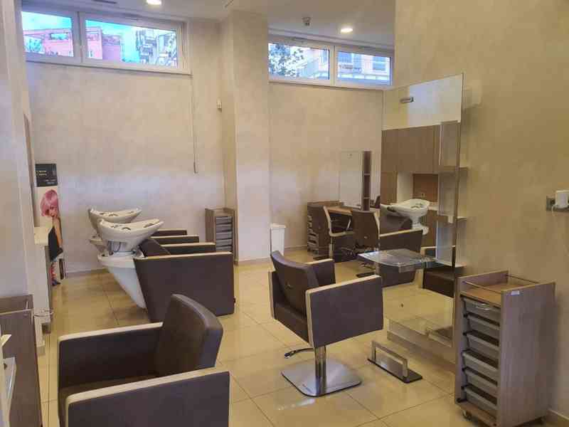 K pronájmu pracovní místa v plně vybaveném kosmetickém salon - foto 6
