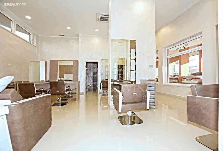 K pronájmu pracovní místa v plně vybaveném kosmetickém salon - foto 3