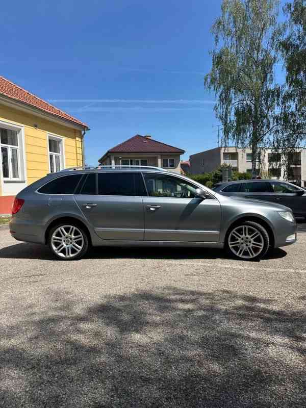 Škoda Superb 2,0   TDI CR, 125 kW, Elegance, ČB - foto 18