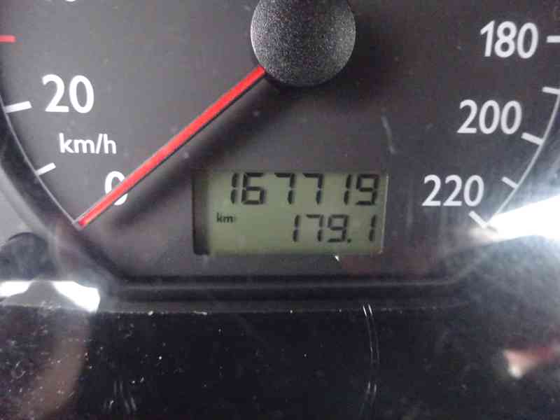 VW Polo 1.2i r.v.2003 (47 kw) STK:1/2025 - foto 7