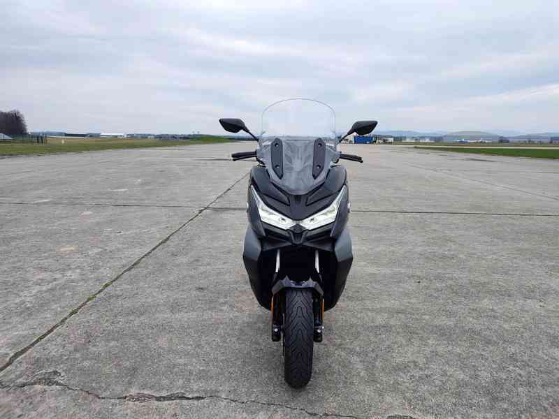 VOGE SR4 350i MAX, najeto 2000 km, bohatá výbava - foto 13