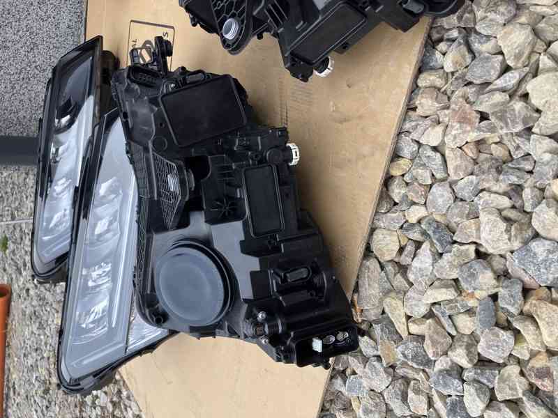 svetlo skoda superb iii 3 lift led prave leve - foto 14