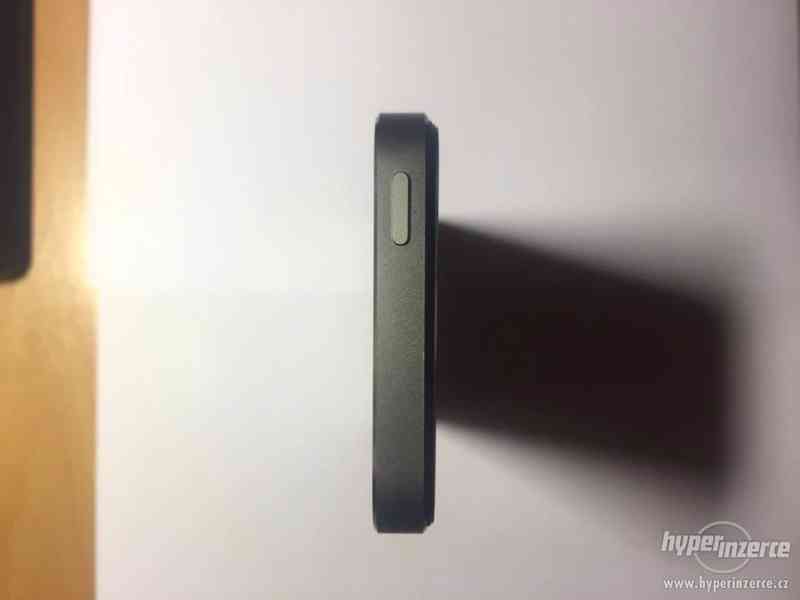 Aplle iPhone 5S 16GB space grey (černo-šedý) - foto 4