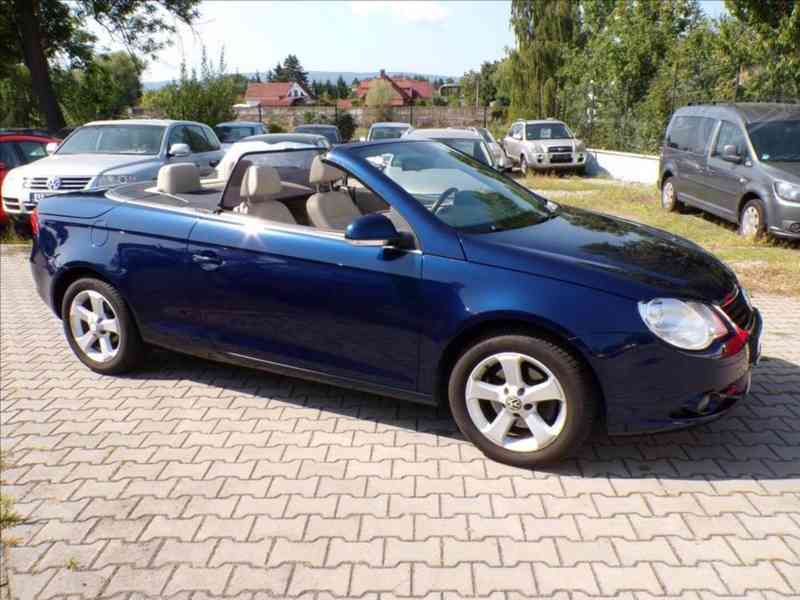Volkswagen Eos 2,0 FSI - NOVÁ STK V CENĚ VOZU - foto 8