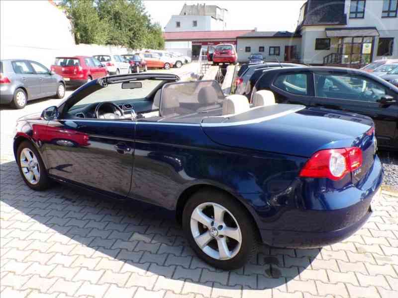 Volkswagen Eos 2,0 FSI - NOVÁ STK V CENĚ VOZU - foto 6