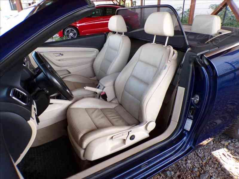 Volkswagen Eos 2,0 FSI - NOVÁ STK V CENĚ VOZU - foto 12