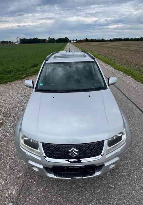 Suzuki Grand Vitara 3.2i 20J AUT benzín 171kw - foto 5