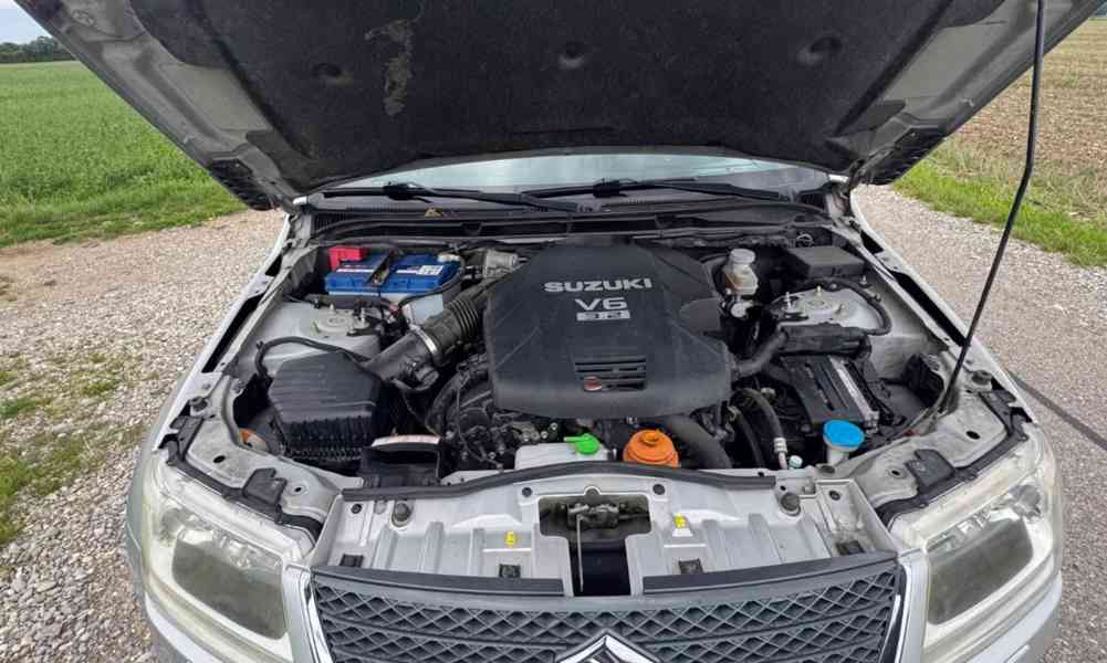 Suzuki Grand Vitara 3.2i 20J AUT benzín 171kw - foto 12