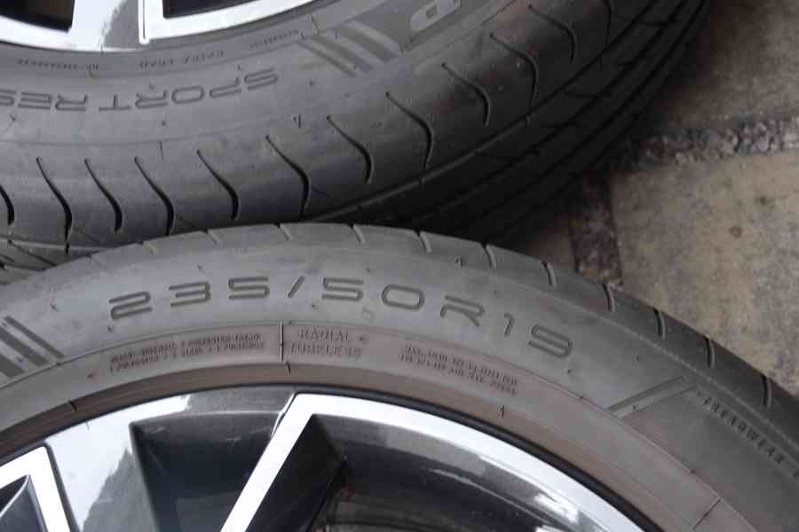 Š.Kodiaq,/VW Tiguan -ZÁNOVNÍ Alu sada-235/50R19 103V. - foto 7