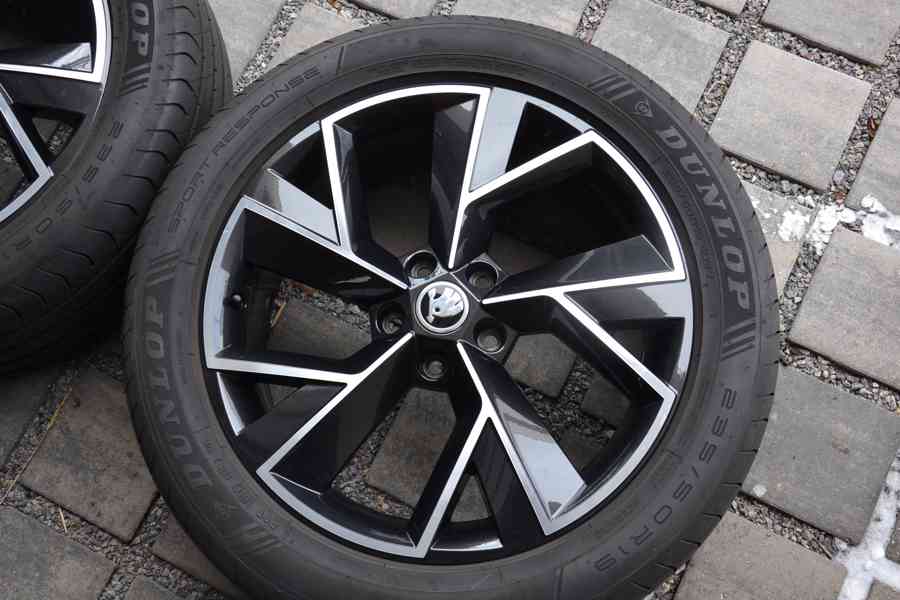 Š.Kodiaq,/VW Tiguan -ZÁNOVNÍ Alu sada-235/50R19 103V. - foto 4