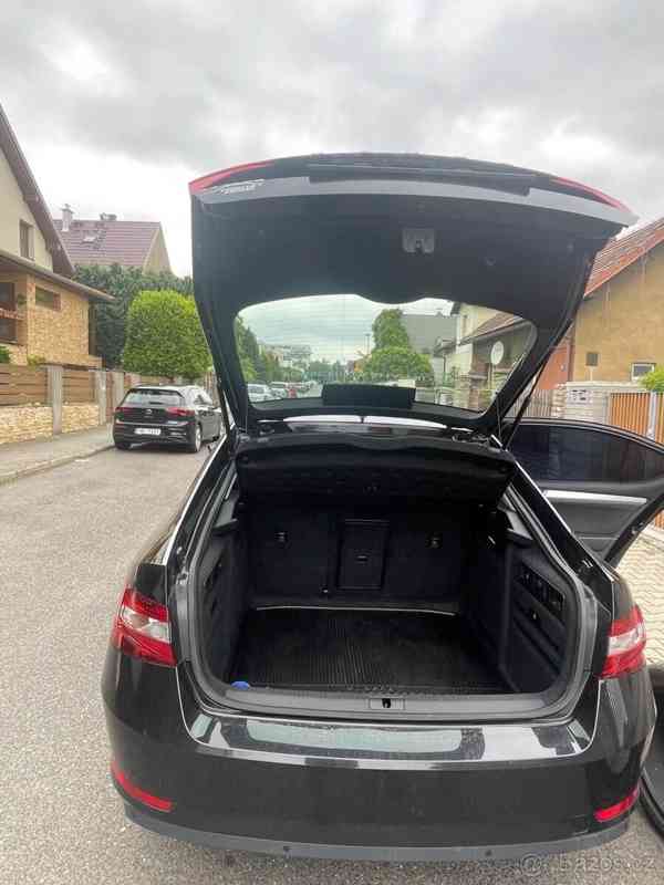 Škoda Superb 2,0 - foto 6