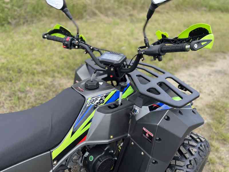 Čtyřkolka Leramotors By APOLLO RFZ 250 T3B, tažné - bazar - Hyperinzerce.cz
