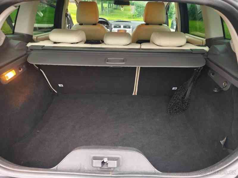 Ford Kuga 2,0   TDCi 2010 4x4 - foto 6