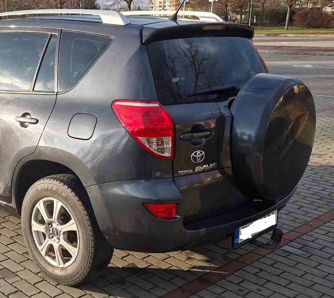 TOYOTA RAV4 - foto 5