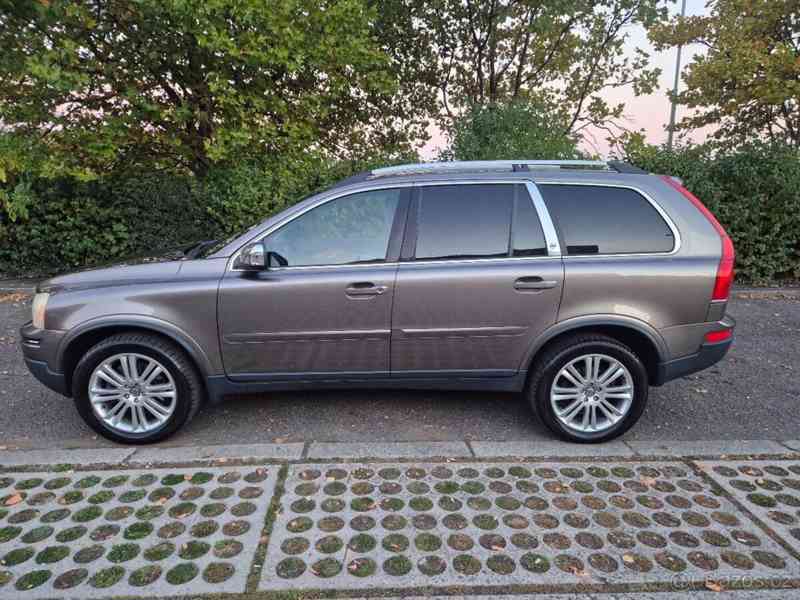 Volvo XC90 2,4   D5 Executive 2011, 7 míst, aut - foto 17