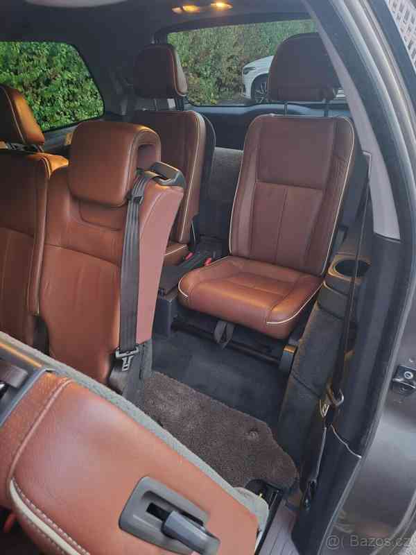 Volvo XC90 2,4   D5 Executive 2011, 7 míst, aut - foto 13