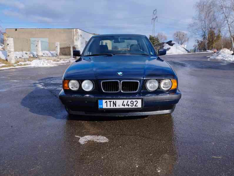 BMW E34 520i - foto 1
