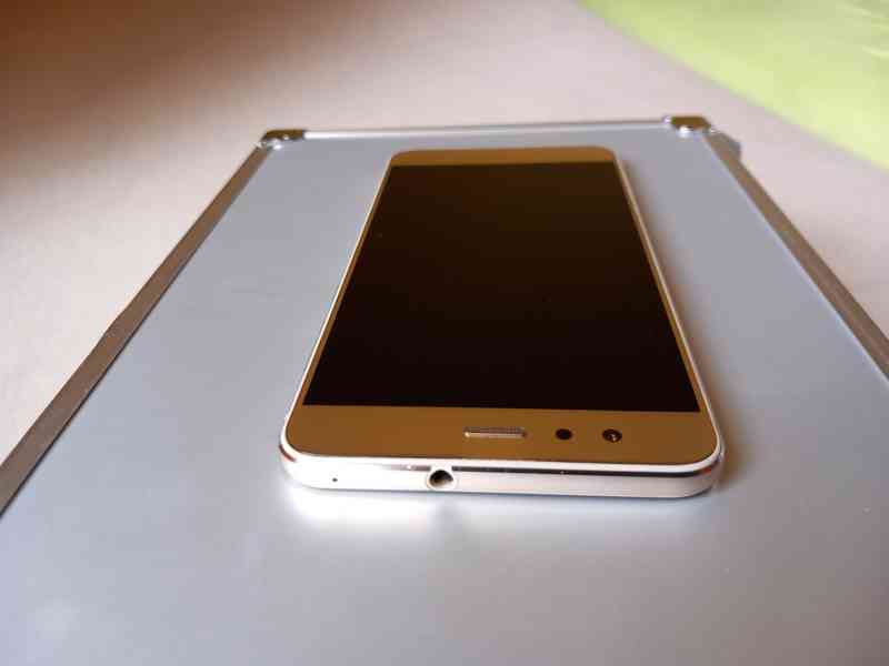 Huawei P10 Lite, v top stavu, 3gb/32gb - foto 9