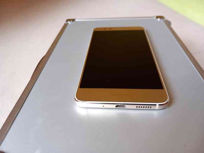 Huawei P10 Lite, v top stavu, 3gb/32gb - foto 7