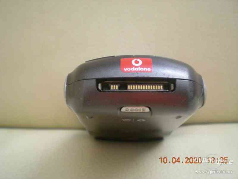Motorola E-1000 - historické mobilní telefony z r.2004 - foto 8