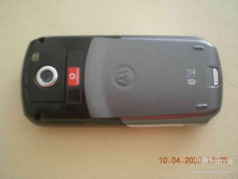 Motorola E-1000 - historické mobilní telefony z r.2004 - foto 9