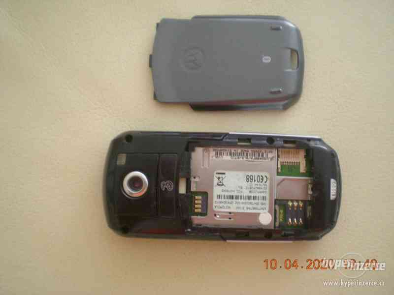 Motorola E-1000 - historické mobilní telefony z r.2004 - foto 14