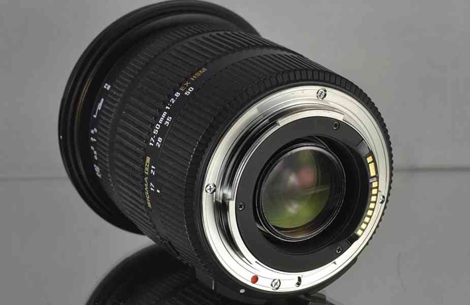 pro Canon - Sigma DC 17-50mm 1:2.8 EX OS HSM APS-C - foto 5