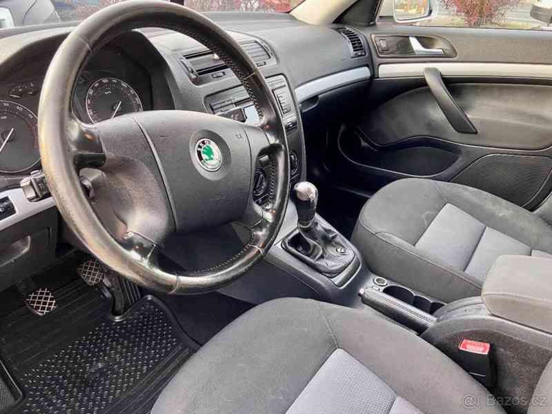 Škoda Octavia 1,9 TDI PD Ambiente  PD (77kw) - 2. majitel - foto 3